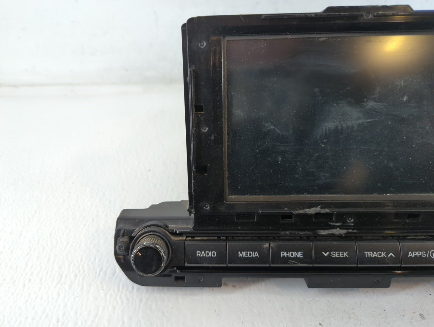 2017-2018 Hyundai Elantra Radio AM FM Cd Player Receiver Replacement P/N:96160-F2100UAT Fits Fits 2017 2018 OEM Used Auto Pa