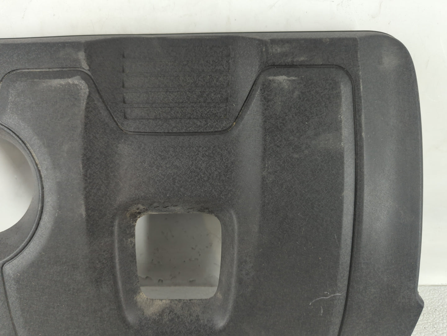 2017 Hyundai Elantra Engine Cover - Oemusedautoparts1.com