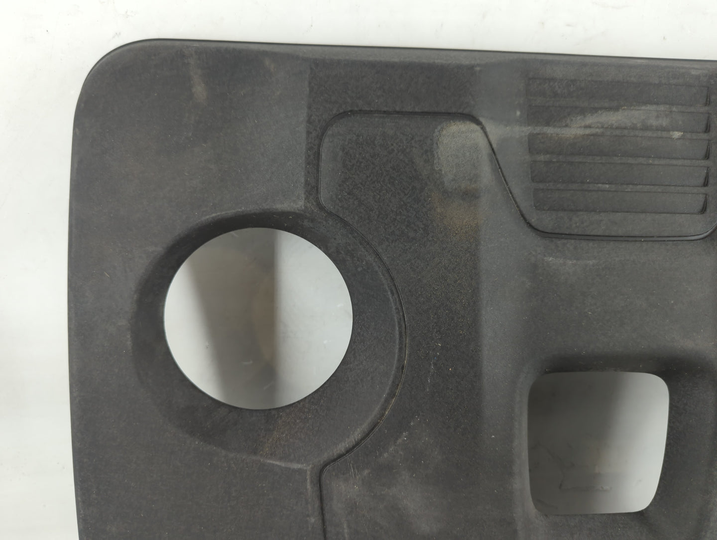 2017 Hyundai Elantra Engine Cover - Oemusedautoparts1.com