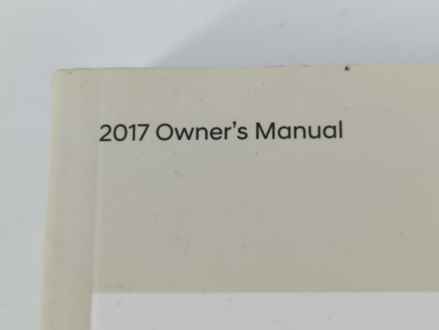 2017 Hyundai Elantra Owners Manual Book Guide P/N:HF2O-EU6DM OEM Used Auto Parts - Oemusedautoparts1.com