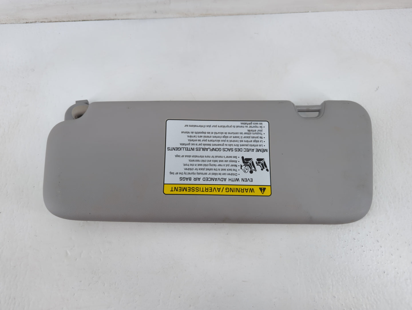 2017-2020 Hyundai Elantra Sun Visor Shade Replacement Passenger Right Mirror Fits Fits 2017 2018 2019 2020 OEM Used Auto Par