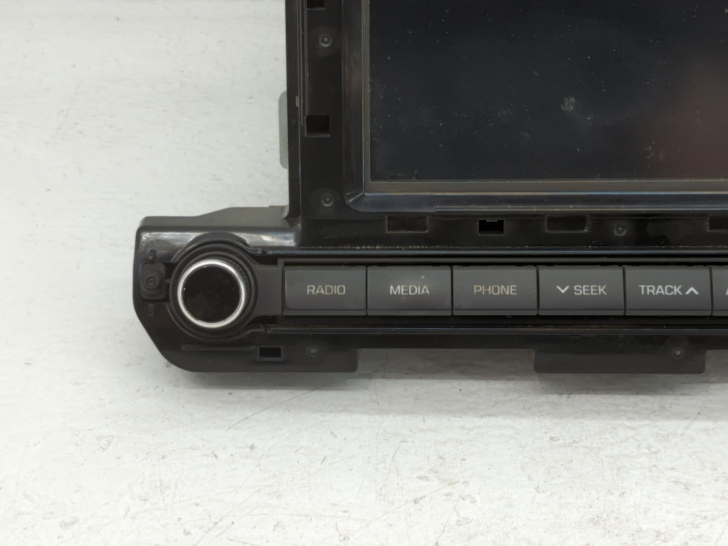 2017-2018 Hyundai Elantra Radio AM FM Cd Player Receiver Replacement P/N:96160-F2110UAT Fits Fits 2017 2018 OEM Used Auto Pa