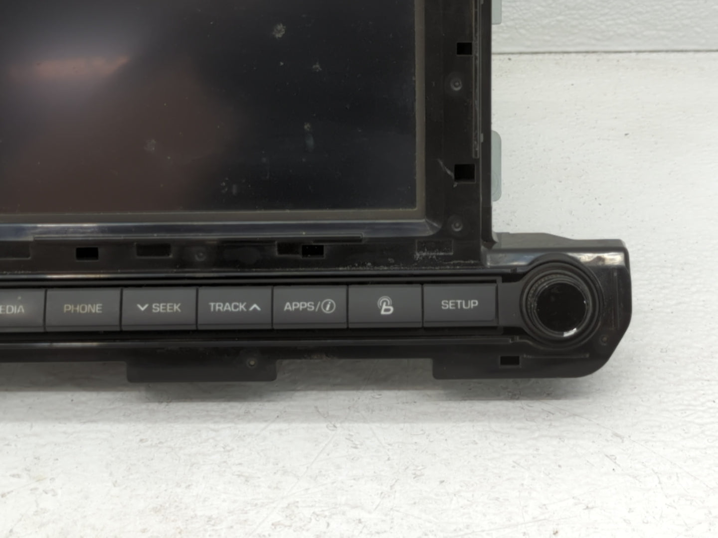 2017-2018 Hyundai Elantra Radio AM FM Cd Player Receiver Replacement P/N:96160-F2110UAT Fits Fits 2017 2018 OEM Used Auto Pa