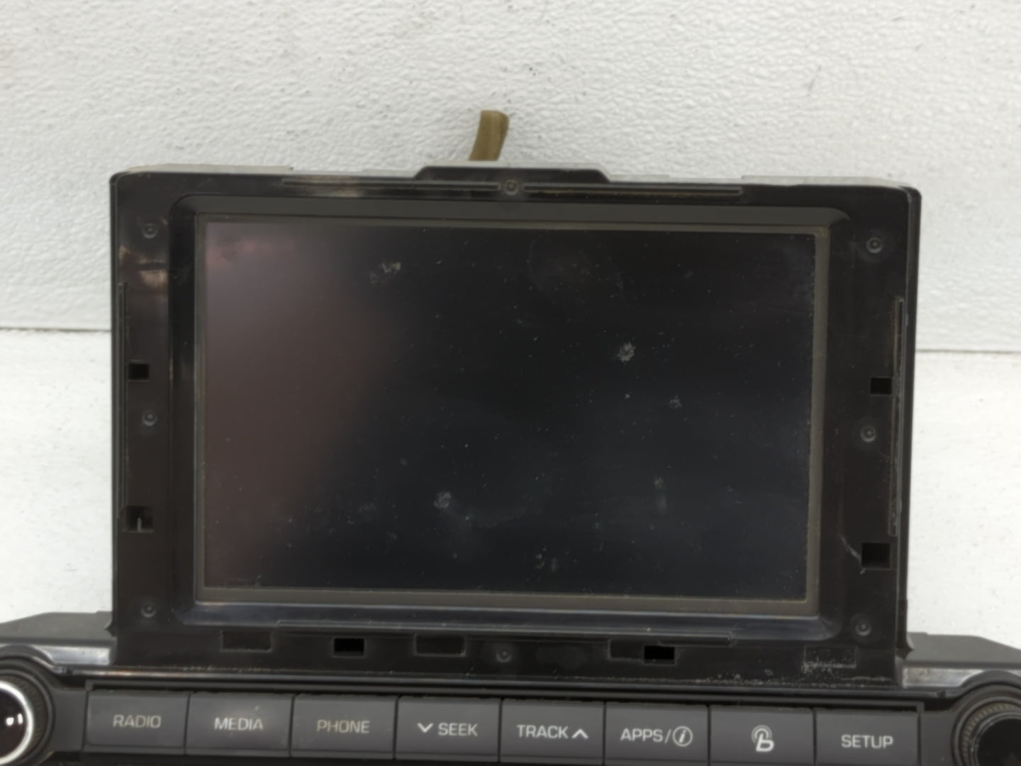 2017-2018 Hyundai Elantra Radio AM FM Cd Player Receiver Replacement P/N:96160-F2110UAT Fits Fits 2017 2018 OEM Used Auto Pa