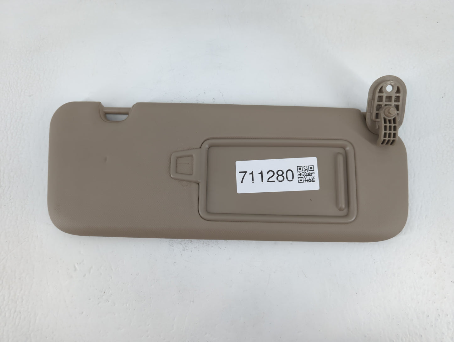 2017-2020 Hyundai Elantra Sun Visor Shade Replacement Passenger Right Mirror Fits Fits 2017 2018 2019 2020 OEM Used Auto Par