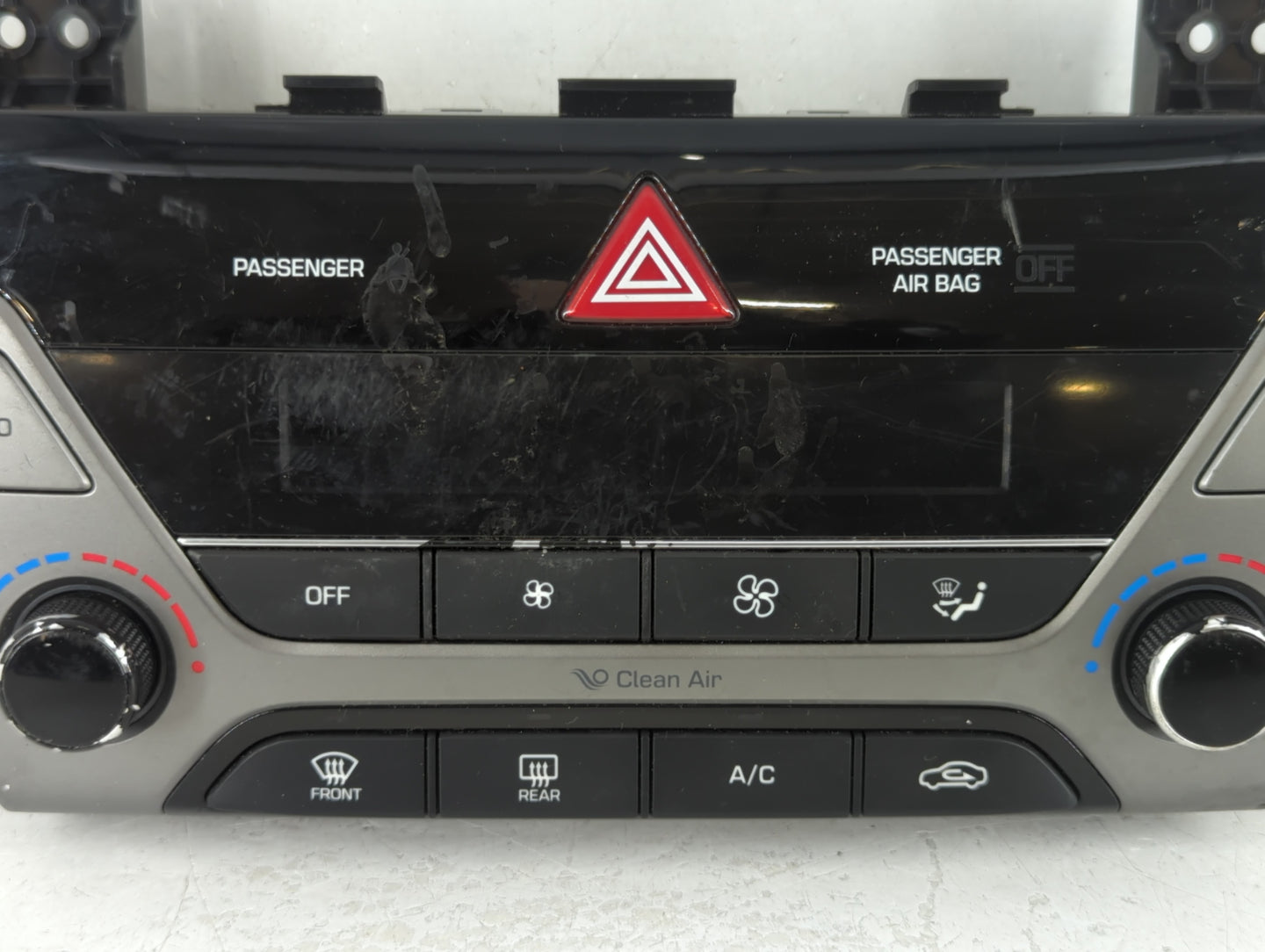 2017-2018 Hyundai Elantra Climate Control Module Temperature AC/Heater Replacement P/N:97250-F2231RET Fits Fits 2017 2018 OE