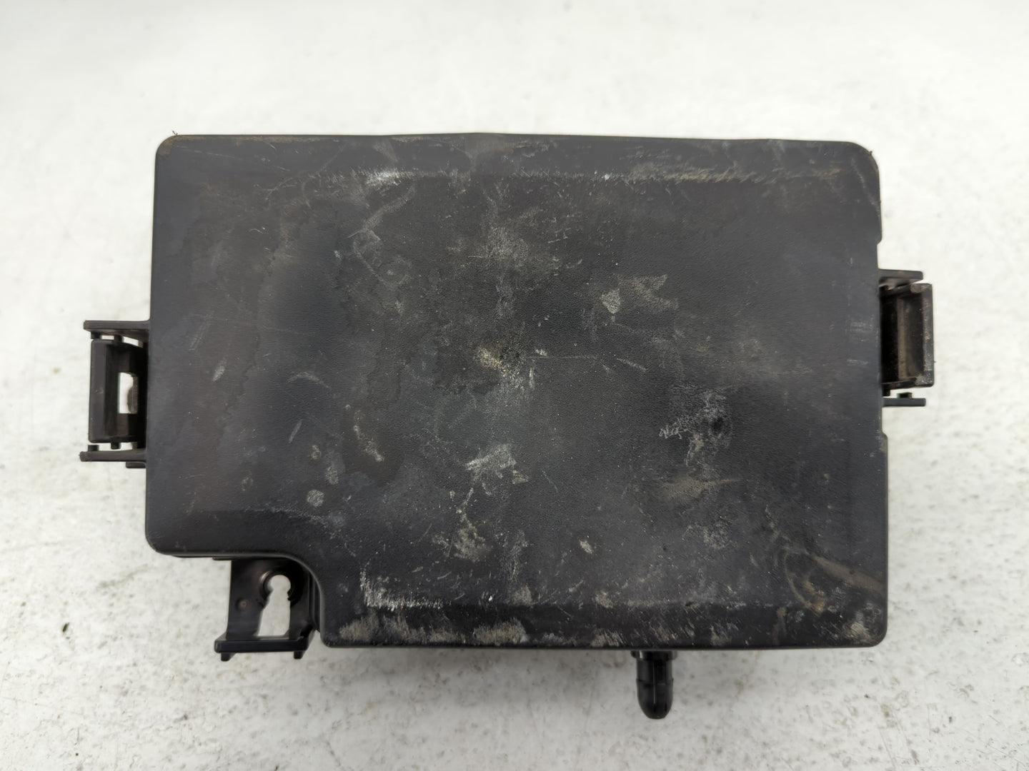 2017 Hyundai Elantra Fusebox Fuse Box Panel Relay Module P/N:91203 F2260 Fits OEM Used Auto Parts - Oemusedautoparts1.com