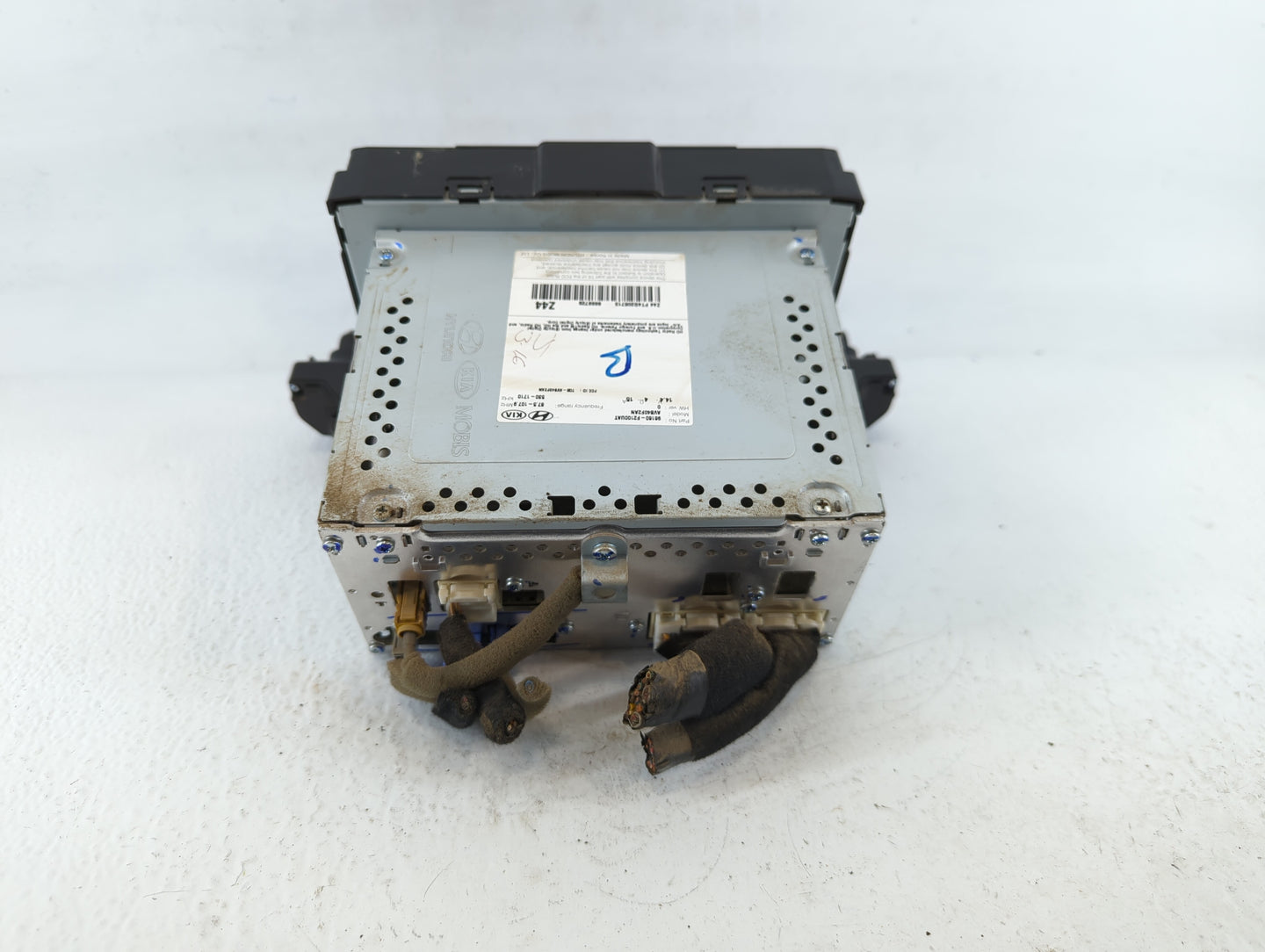 2017-2018 Hyundai Elantra Am Fm Cd Player Radio Receiver - Oemusedautoparts1.com