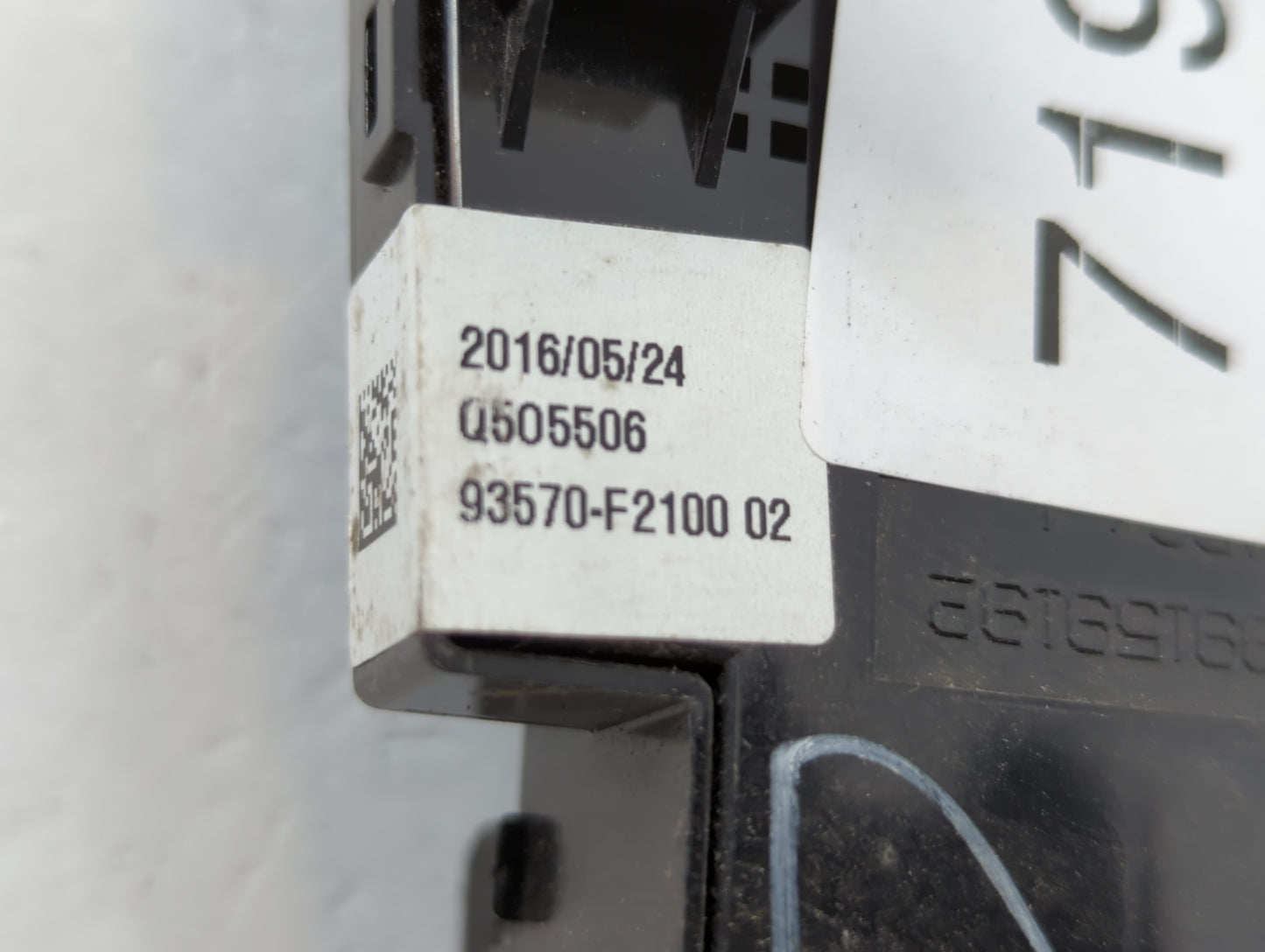 2017-2020 Hyundai Elantra Master Power Window Switch Replacement Driver Side Left P/N:93570-F2100 02 Fits Fits 2017 2018 201