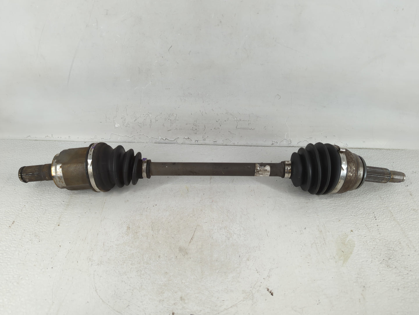 2017-2020 Hyundai Elantra Axle Shaft Front Driver Cv C/v - Oemusedautoparts1.com