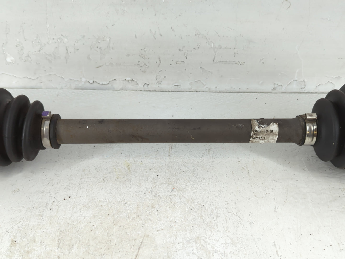 2017-2020 Hyundai Elantra Axle Shaft Front Driver Cv C/v - Oemusedautoparts1.com