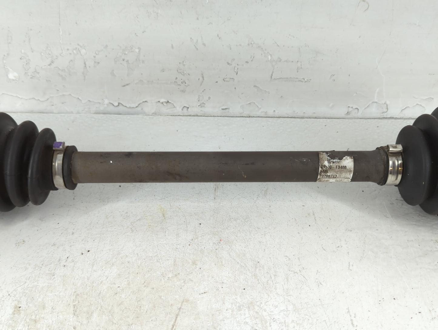 2017-2020 Hyundai Elantra Axle Shaft Front Driver Cv C/v - Oemusedautoparts1.com
