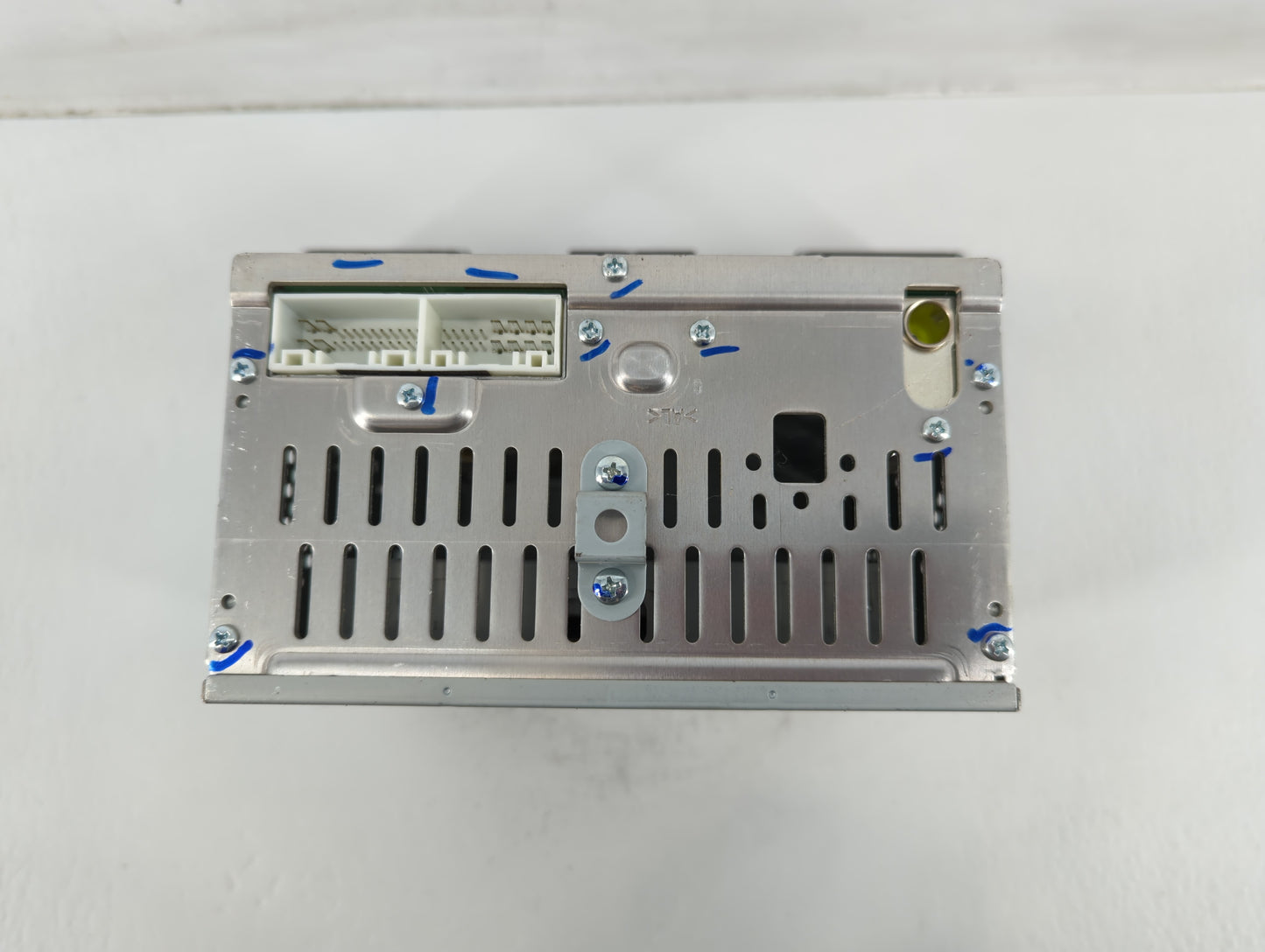 2017-2018 Hyundai Elantra Radio AM FM Cd Player Receiver Replacement P/N:96170F2200UAT Fits Fits 2017 2018 OEM Used Auto Par
