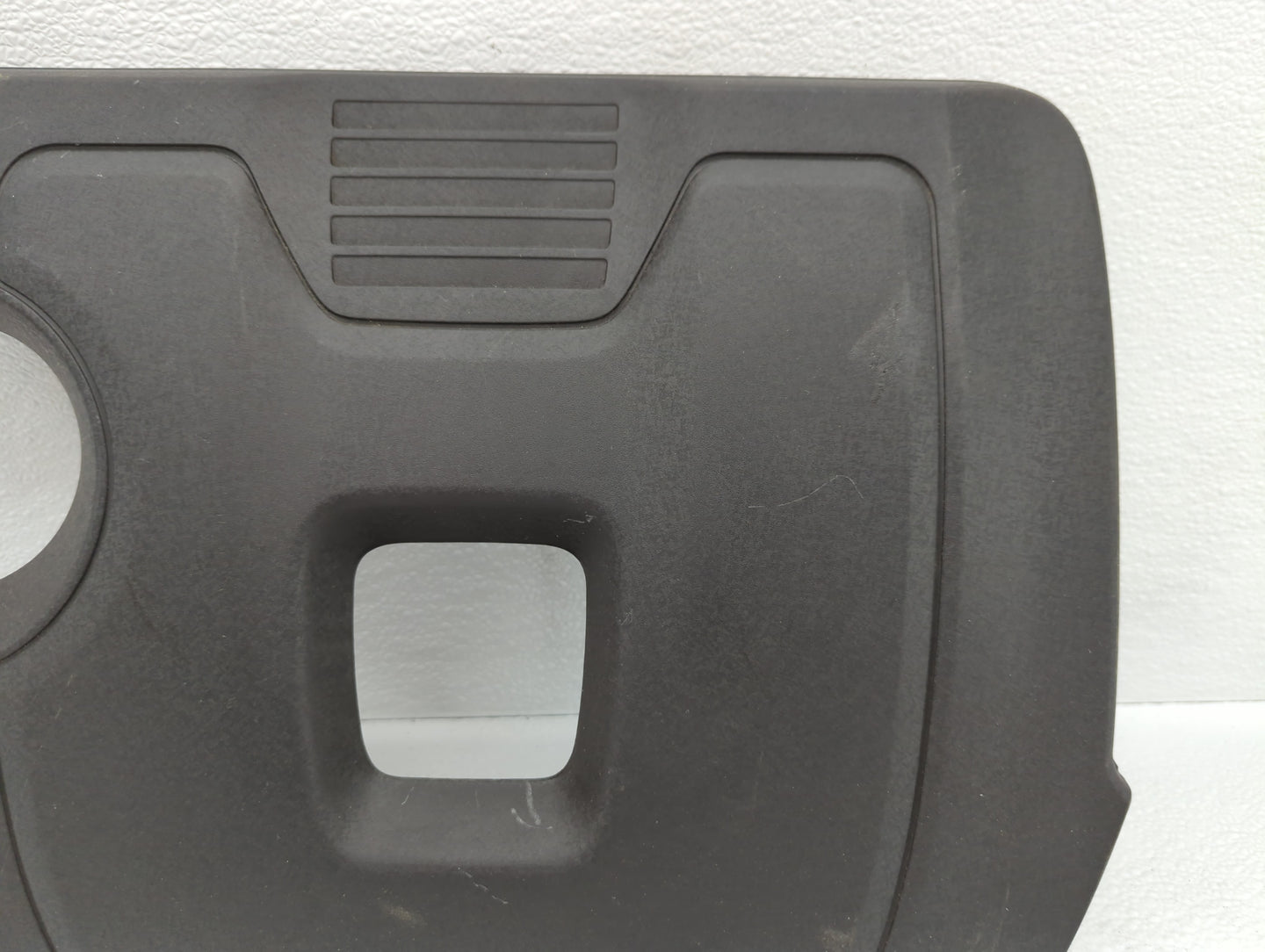 2017 Hyundai Elantra Engine Cover - Oemusedautoparts1.com
