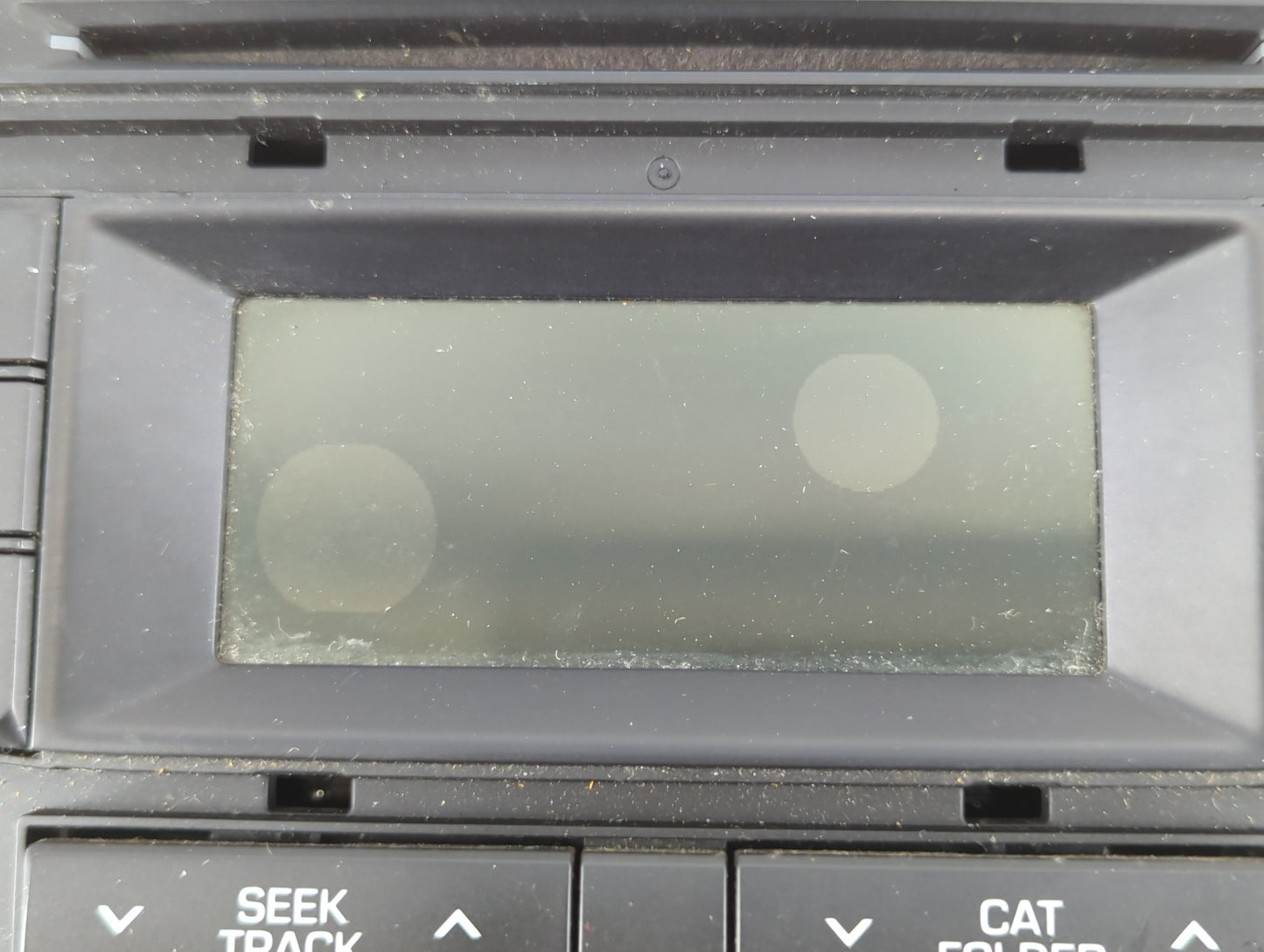 2017-2018 Hyundai Elantra Am Fm Cd Player Radio Receiver - Oemusedautoparts1.com
