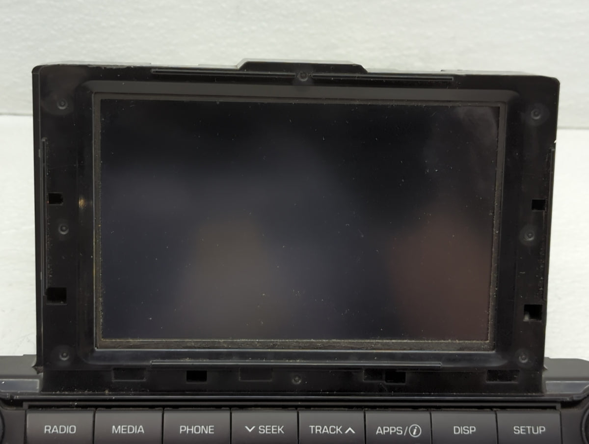 2017-2018 Hyundai Elantra Am Fm Cd Player Radio Receiver 729563 - Oemusedautoparts1.com