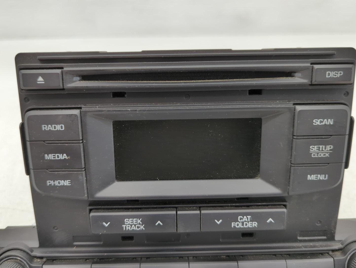 2017-2018 Hyundai Elantra Am Fm Cd Player Radio Receiver - Oemusedautoparts1.com