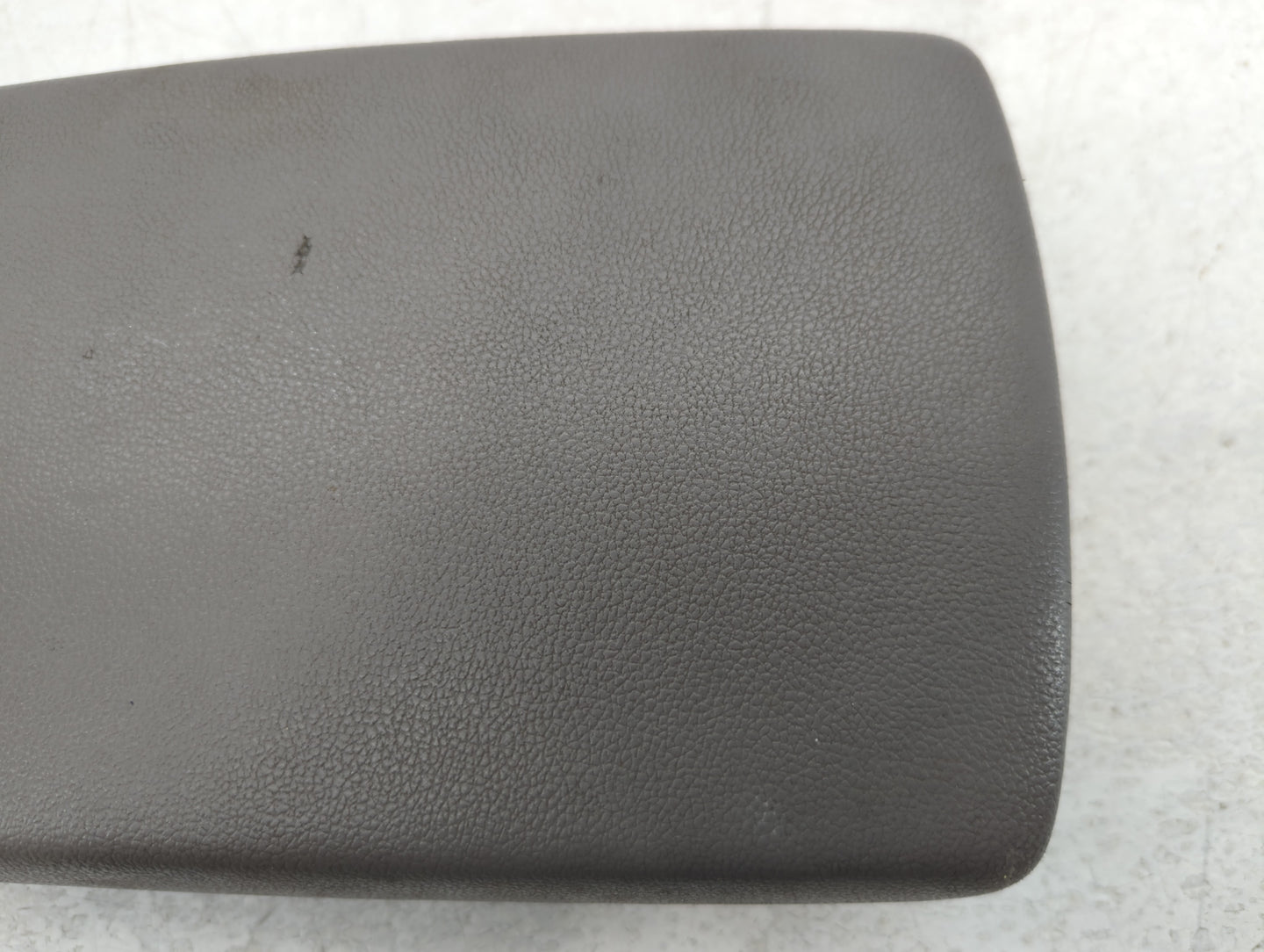 2017 Hyundai Elantra Center Console Armrest Cover Lid Fits OEM Used Auto Parts - Oemusedautoparts1.com
