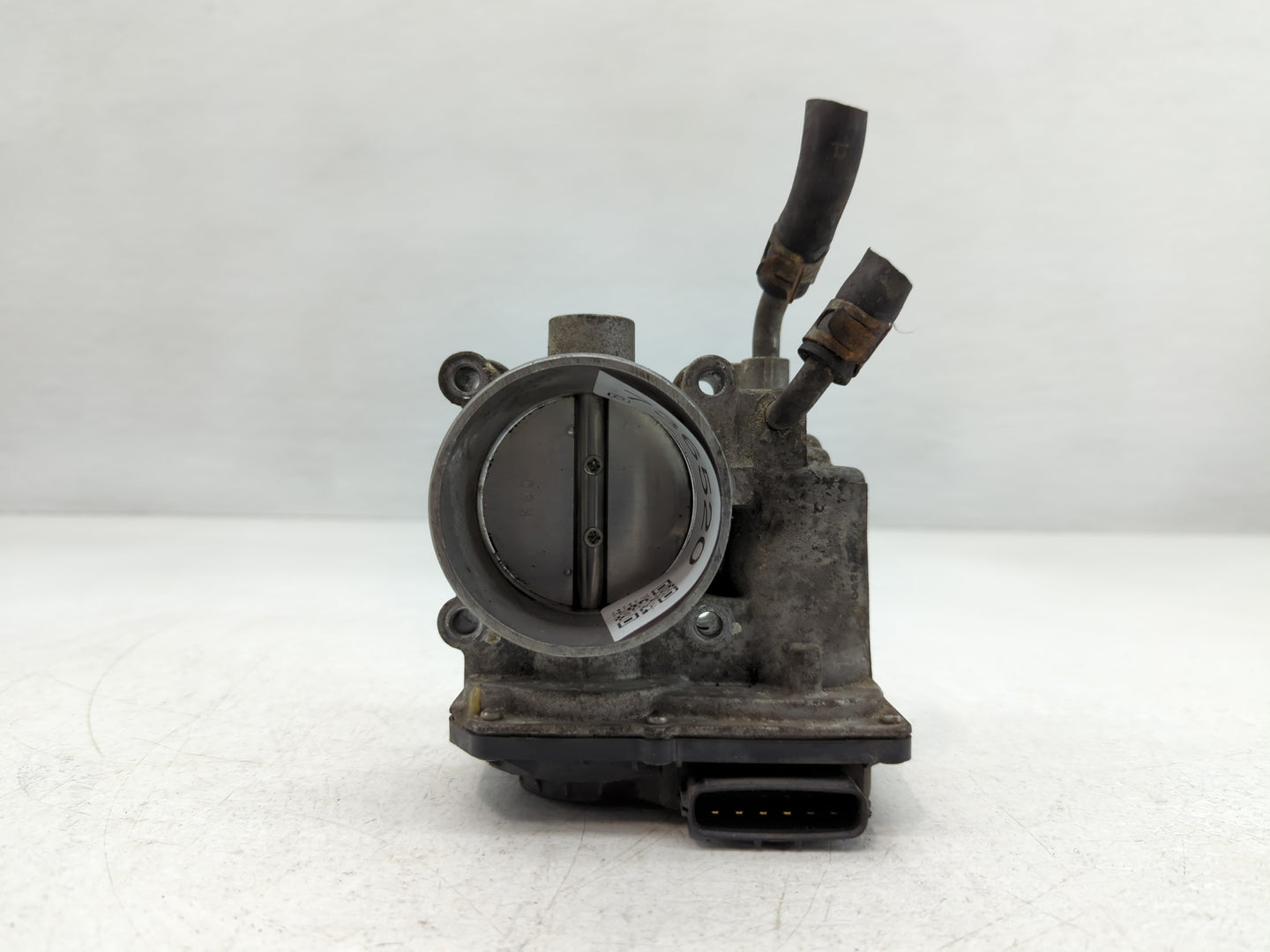 2011-2020 Hyundai Elantra Throttle Body P/N:35100-2E000 Fits Fits 2011 2012 2013 2014 2015 2016 2017 2018 2019 2020 2021 OEM