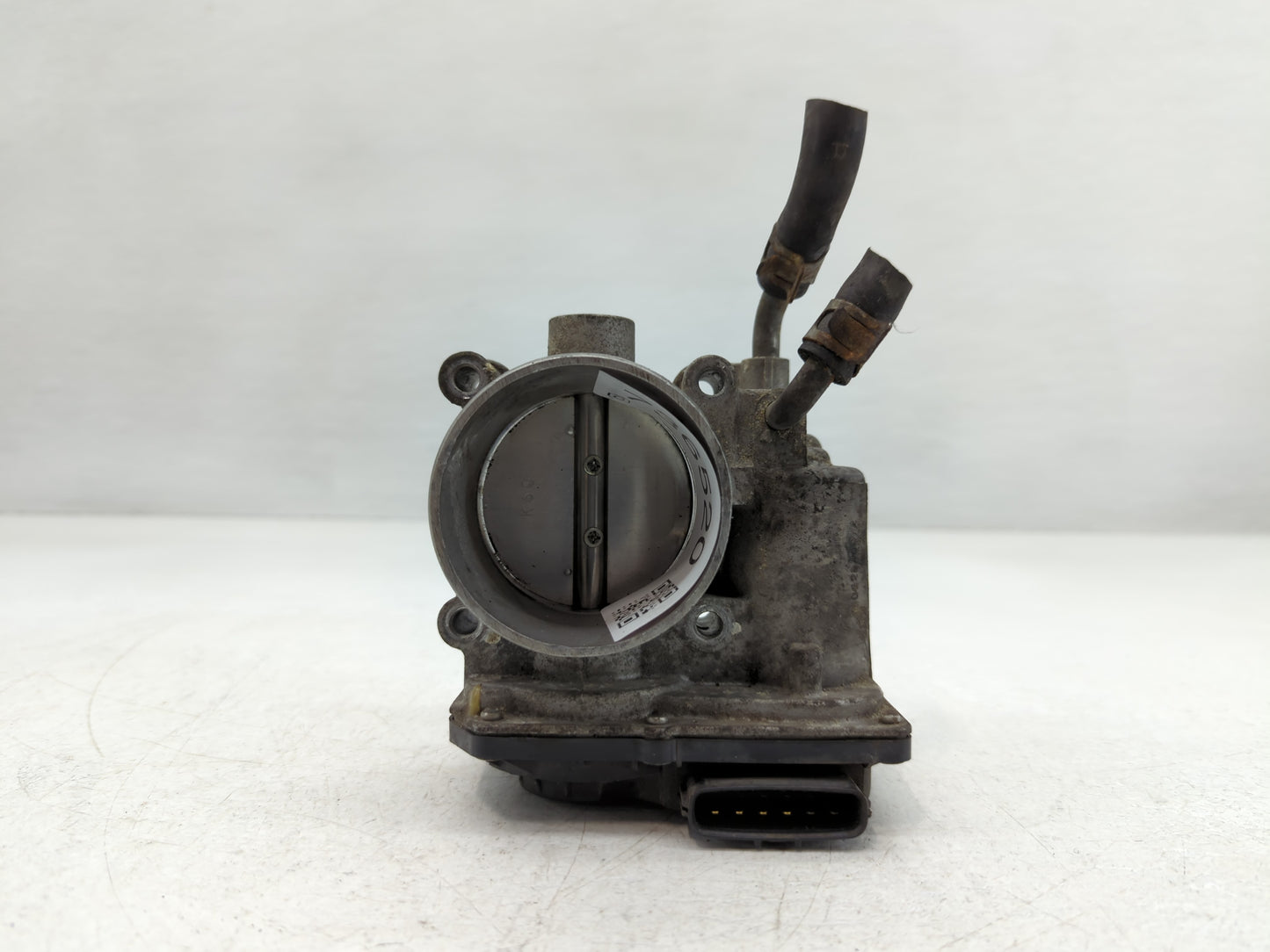 2011-2020 Hyundai Elantra Throttle Body P/N:35100-2E000 Fits Fits 2011 2012 2013 2014 2015 2016 2017 2018 2019 2020 2021 OEM