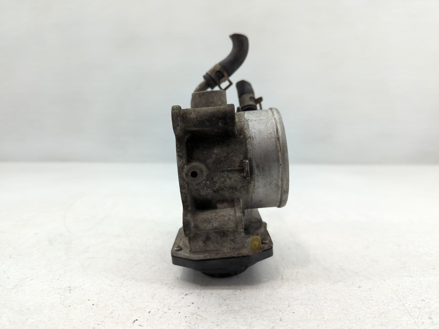 2011-2020 Hyundai Elantra Throttle Body P/N:35100-2E000 Fits Fits 2011 2012 2013 2014 2015 2016 2017 2018 2019 2020 2021 OEM