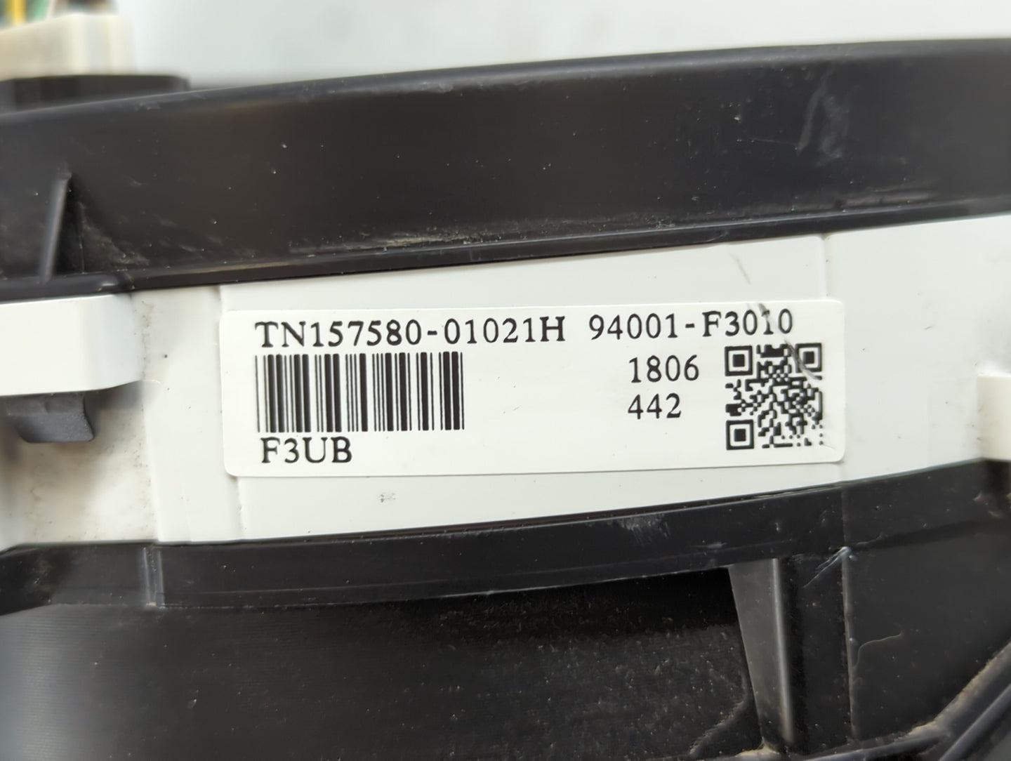 2017-2018 Hyundai Elantra Instrument Cluster Speedometer Gauges P/N:94001-F3010 Fits Fits 2017 2018 OEM Used Auto Parts - Oe