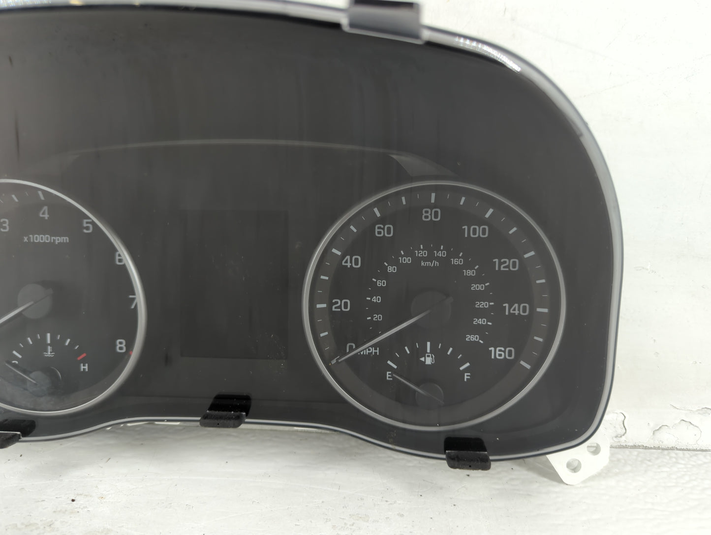 2017-2018 Hyundai Elantra Instrument Cluster Speedometer Gauges P/N:94001-F3010 Fits Fits 2017 2018 OEM Used Auto Parts - Oe