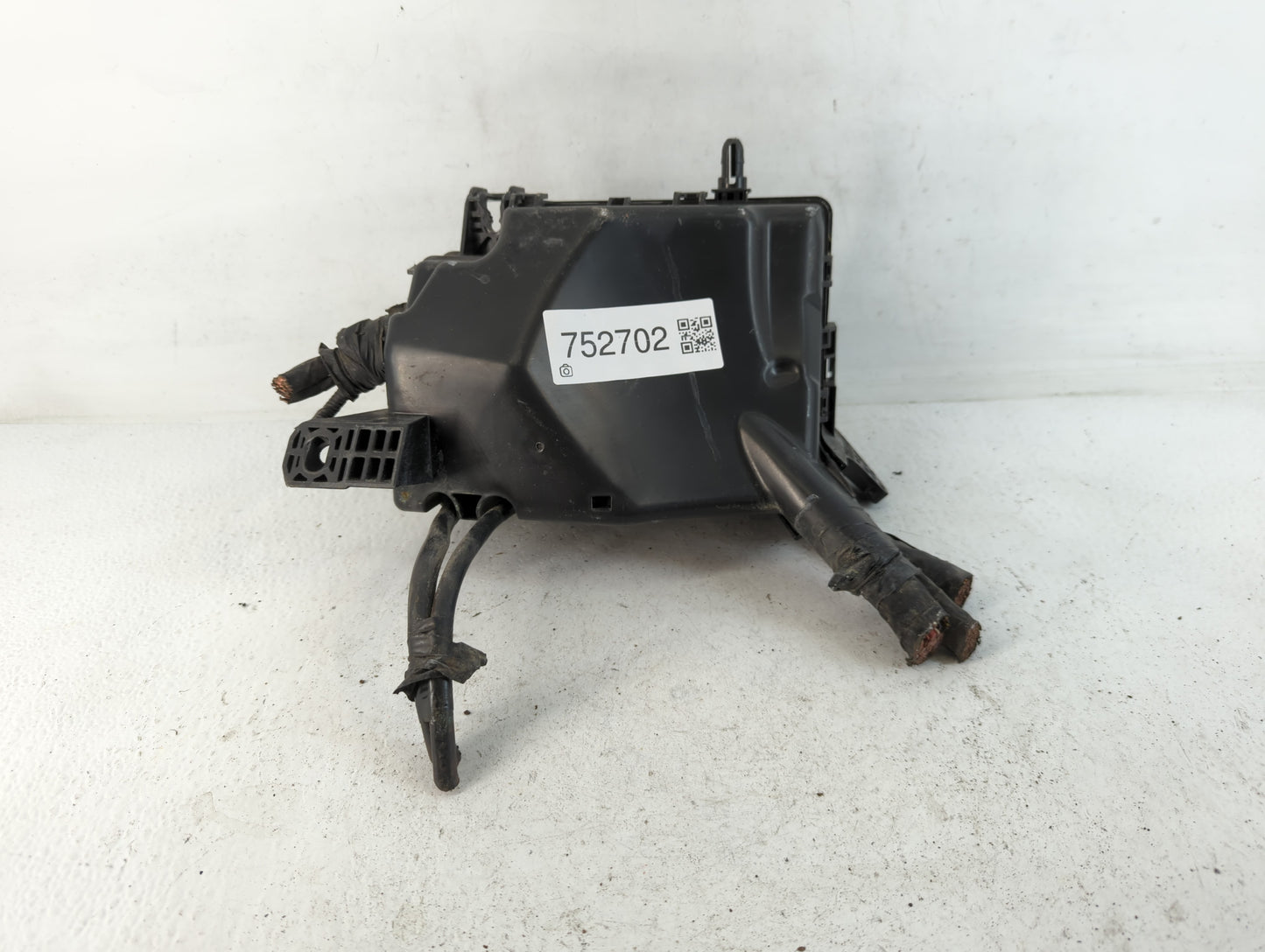 2017 Hyundai Elantra Fusebox Fuse Box Panel Relay Module P/N:91203 F2200 Fits OEM Used Auto Parts - Oemusedautoparts1.com