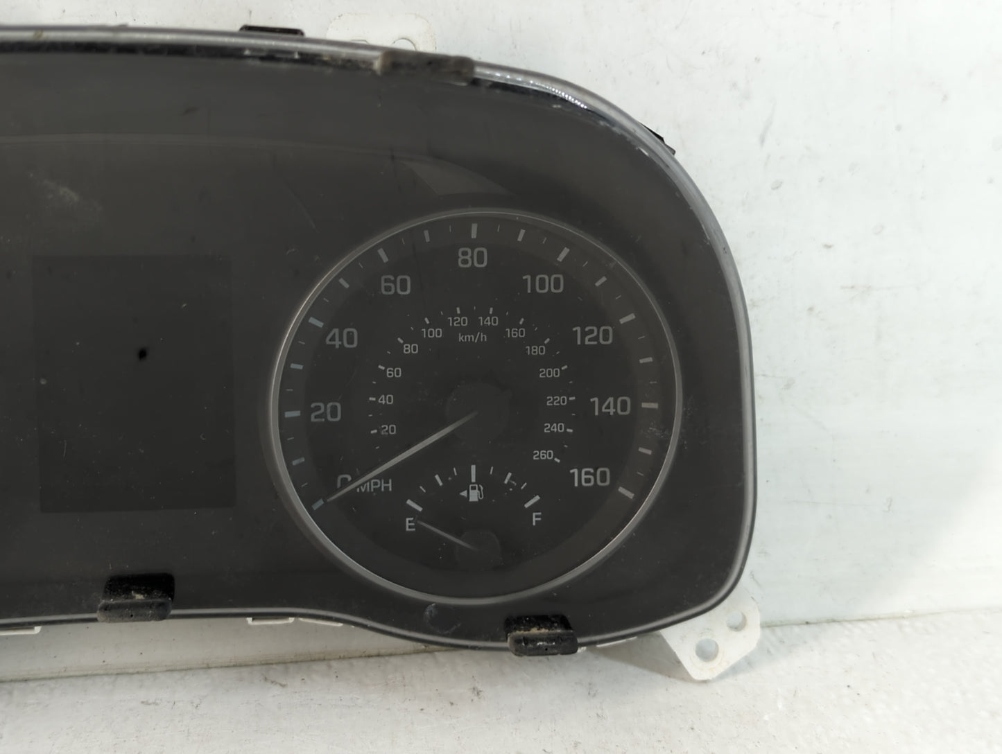 2016-2017 Hyundai Elantra Instrument Cluster Speedometer Gauges Fits Fits 2016 2017 OEM Used Auto Parts - Oemusedautoparts1.
