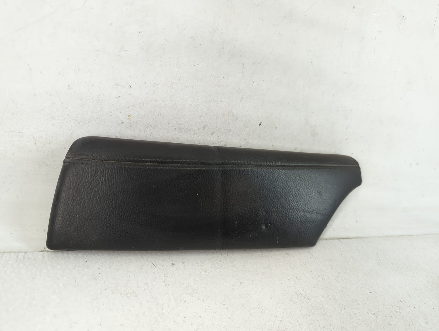 2017 Hyundai Elantra Center Console Armrest Cover Lid Fits OEM Used Auto Parts - Oemusedautoparts1.com