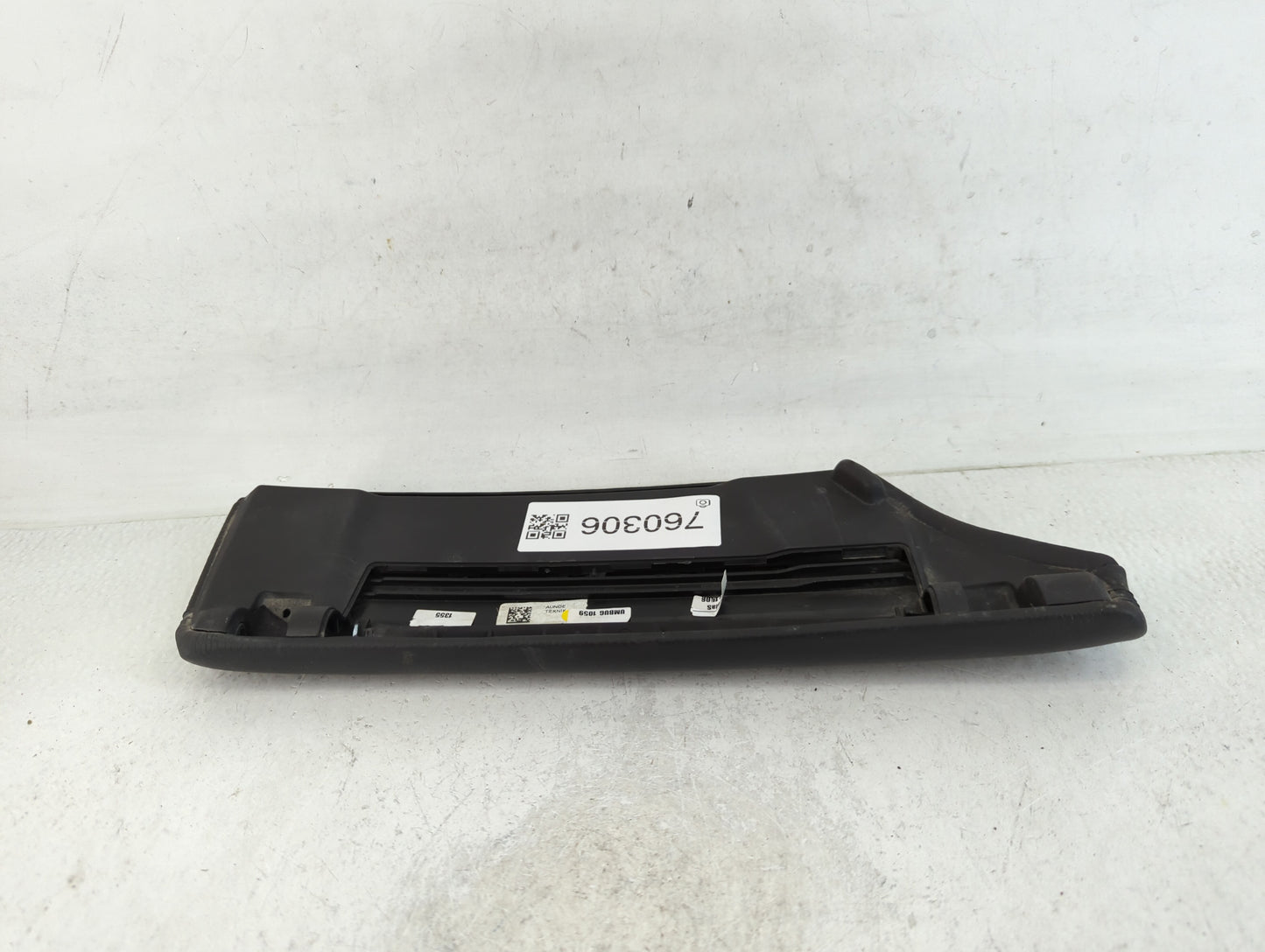 2017 Hyundai Elantra Center Console Armrest Cover Lid Fits OEM Used Auto Parts - Oemusedautoparts1.com