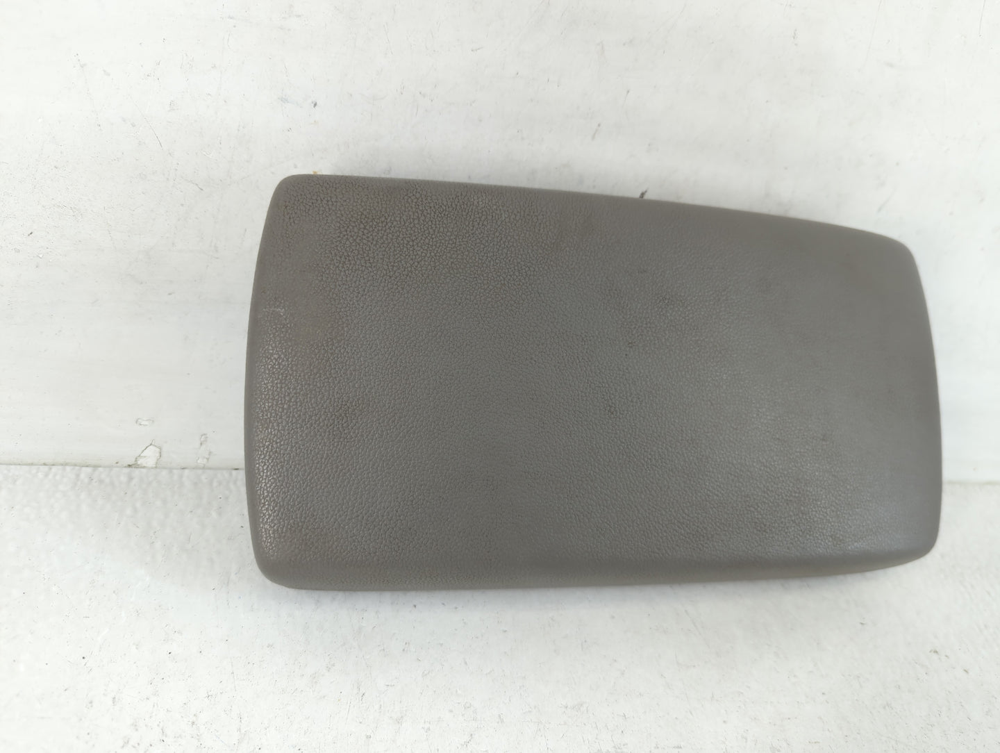 2017 Hyundai Elantra Center Console Armrest Cover Lid Fits OEM Used Auto Parts - Oemusedautoparts1.com