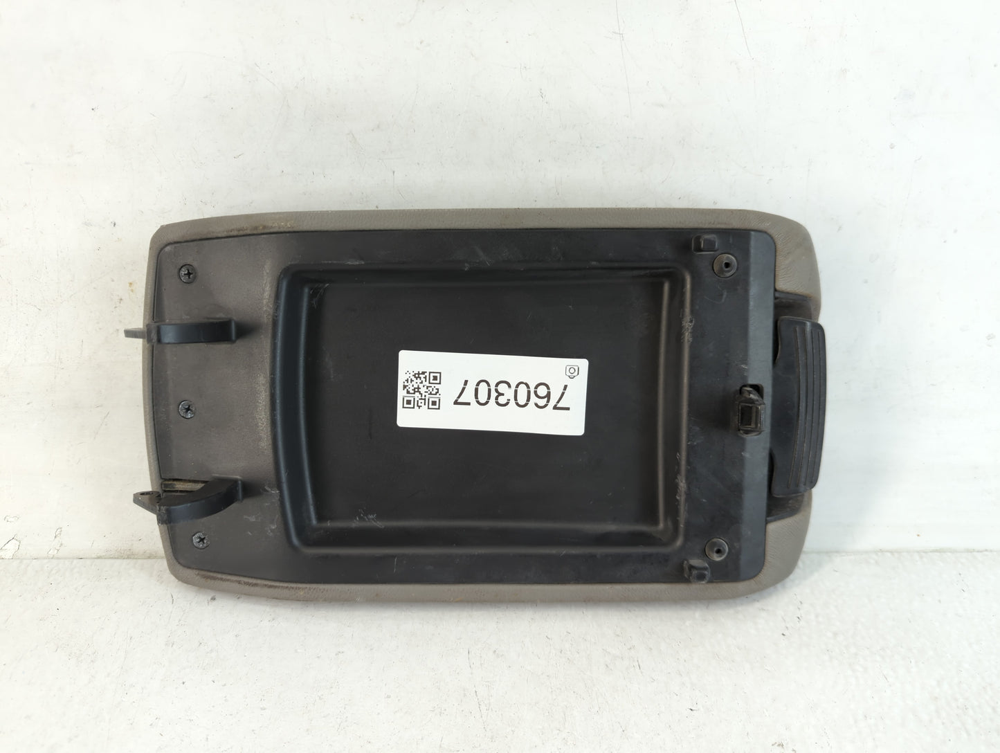 2017 Hyundai Elantra Center Console Armrest Cover Lid Fits OEM Used Auto Parts - Oemusedautoparts1.com