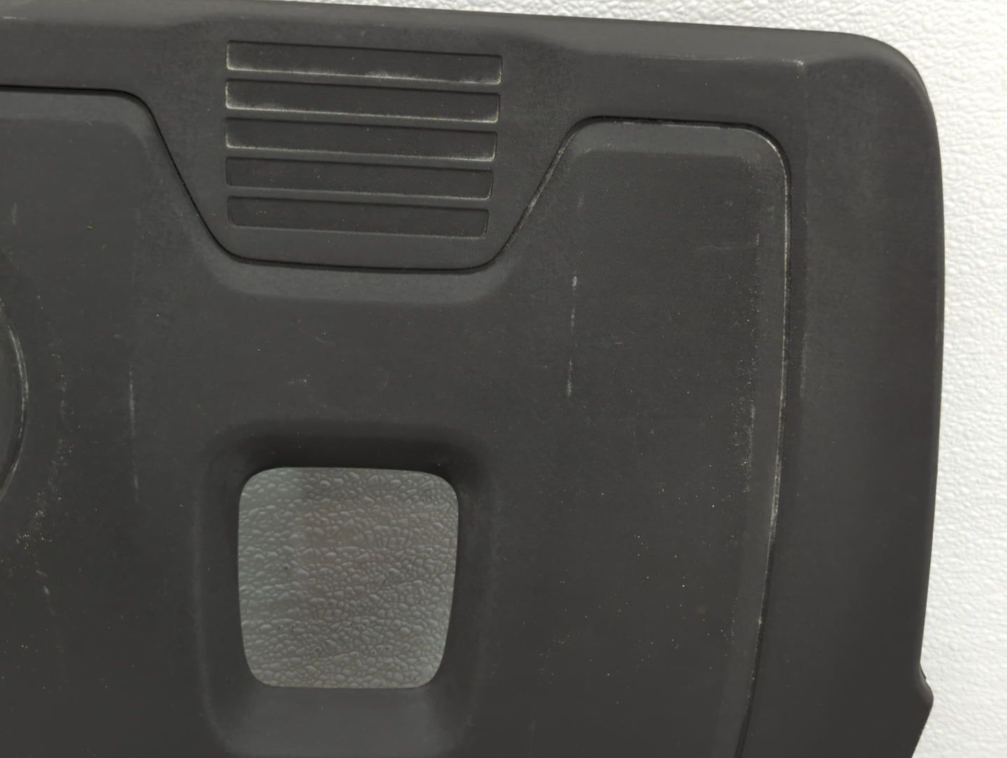 2017 Hyundai Elantra Engine Cover - Oemusedautoparts1.com