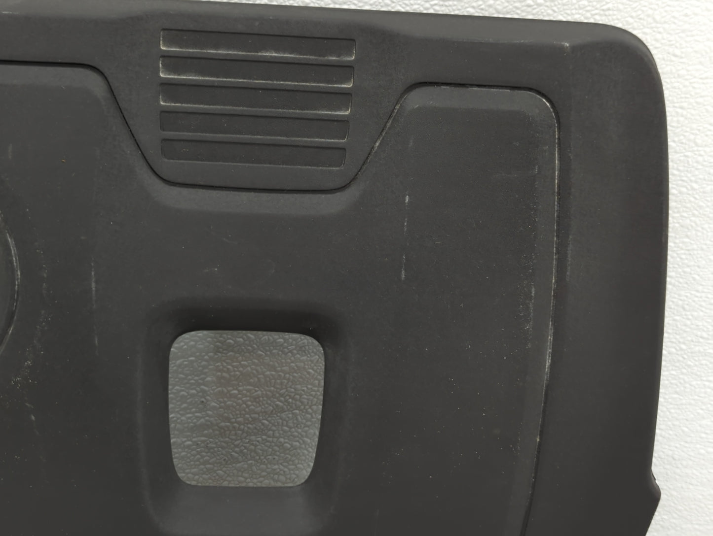 2017 Hyundai Elantra Engine Cover - Oemusedautoparts1.com