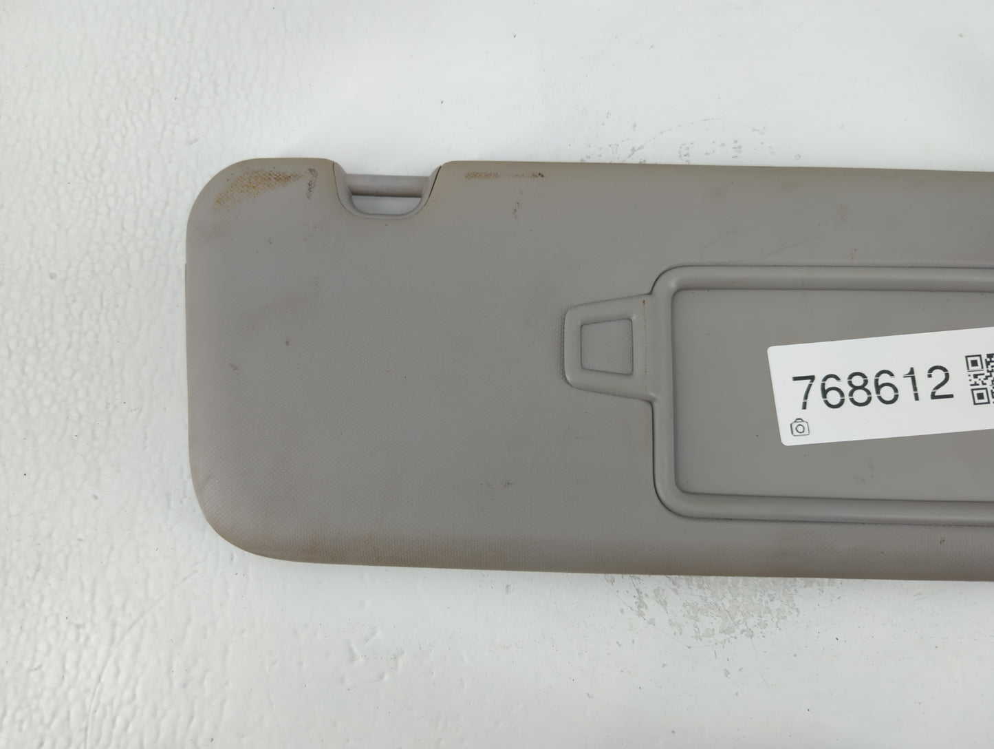 2017-2020 Hyundai Elantra Sun Visor Shade Replacement Passenger Right Mirror Fits Fits 2017 2018 2019 2020 OEM Used Auto Par