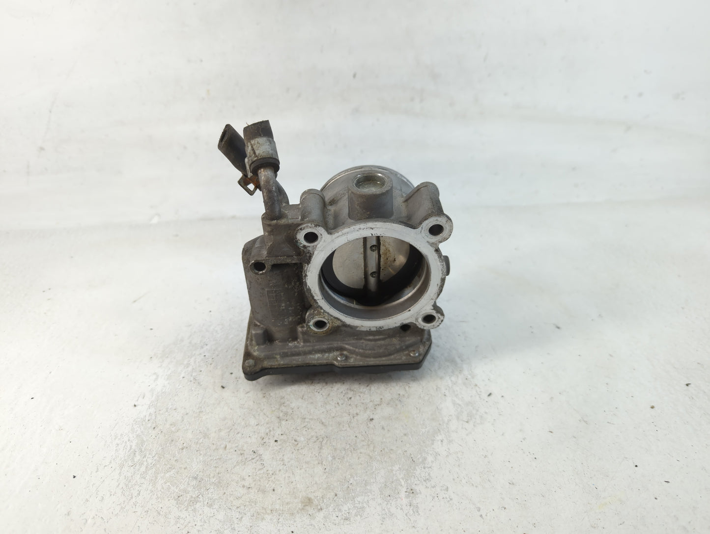 2011-2020 Hyundai Elantra Throttle Body P/N:35100-2E000 Fits Fits 2011 2012 2013 2014 2015 2016 2017 2018 2019 2020 2021 OEM