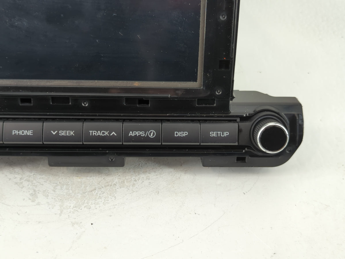 2017-2018 Hyundai Elantra Am Fm Cd Player Radio Receiver 771183 - Oemusedautoparts1.com