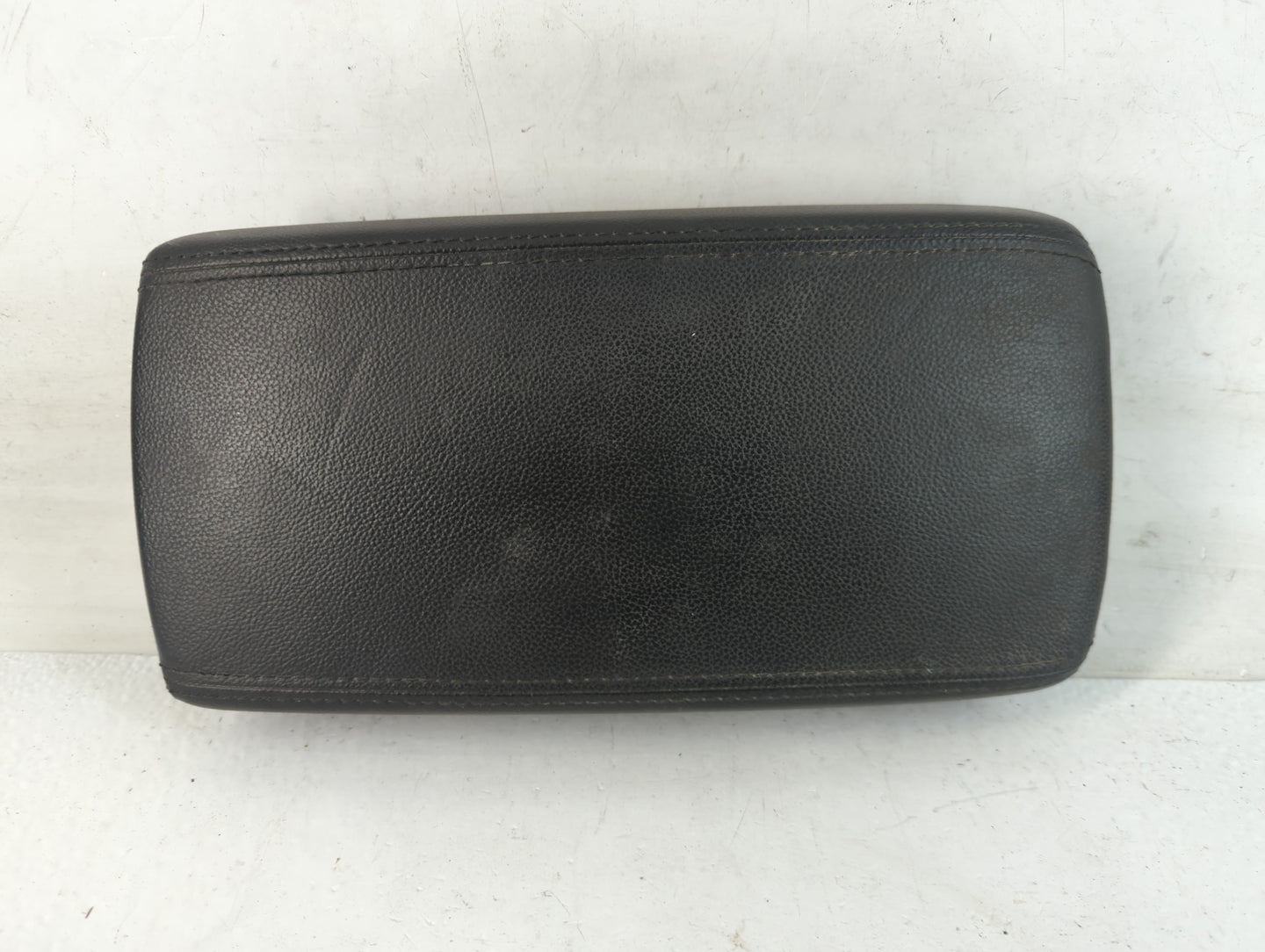 2017 Hyundai Elantra Center Console Armrest Cover Lid Fits OEM Used Auto Parts - Oemusedautoparts1.com