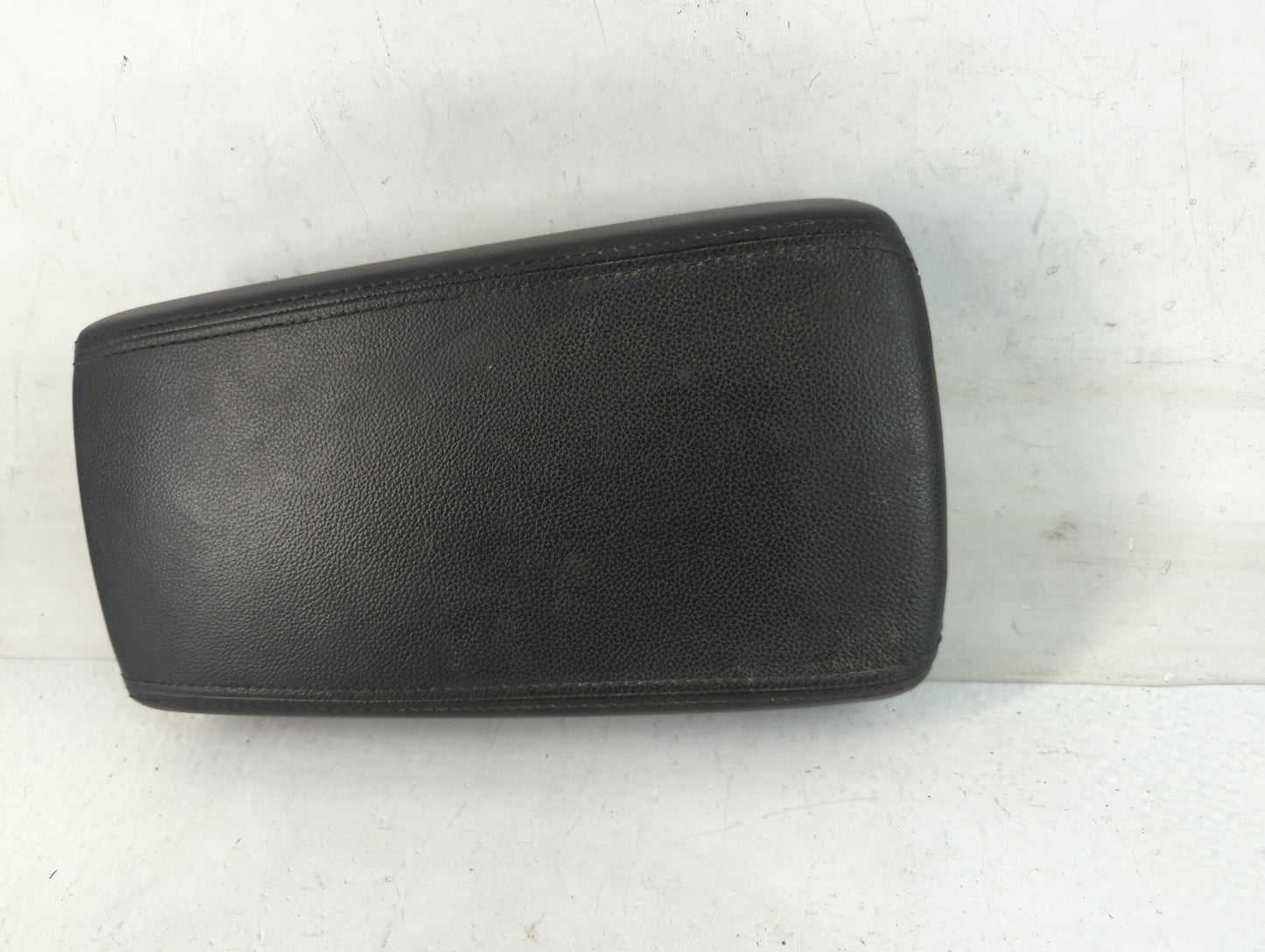 2017 Hyundai Elantra Center Console Armrest Cover Lid Fits OEM Used Auto Parts - Oemusedautoparts1.com