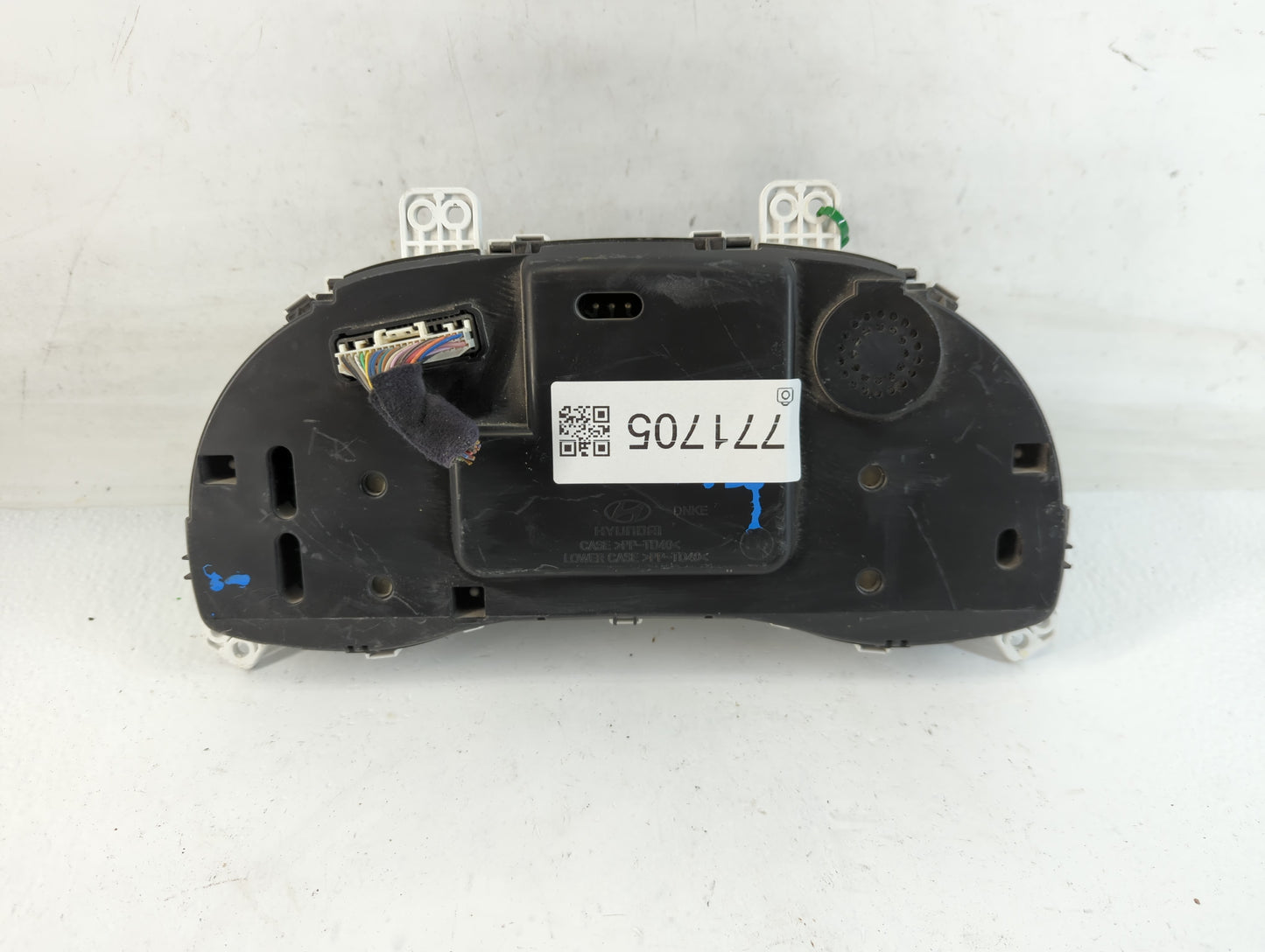 2017-2018 Hyundai Elantra Instrument Cluster Speedometer Gauges P/N:94011-F3010 Fits Fits 2017 2018 OEM Used Auto Parts - Oe