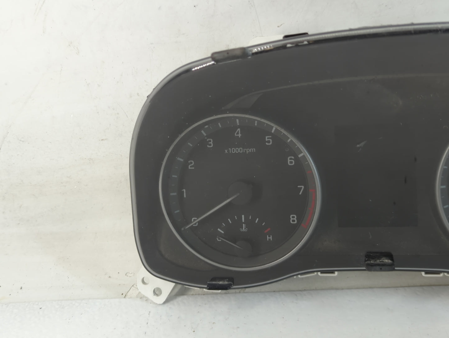 2016-2017 Hyundai Elantra Instrument Cluster Speedometer Gauges P/N:TN157580-01721H 94011-F3010 Fits Fits 2016 2017 OEM Used