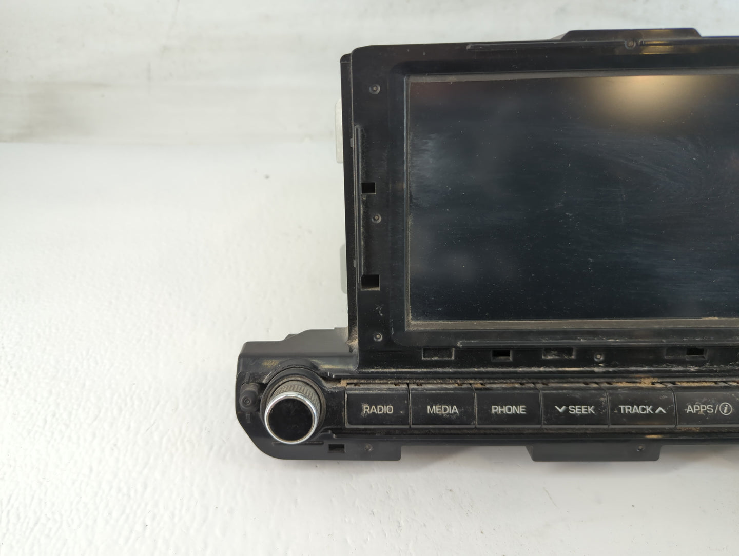 2017-2018 Hyundai Elantra Radio AM FM Cd Player Receiver Replacement P/N:96160-F2100UAT Fits Fits 2017 2018 OEM Used Auto Pa