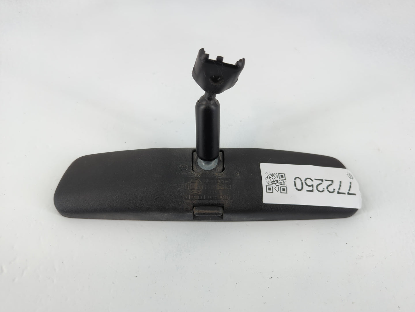 2011-2020 Hyundai Elantra Interior Rear View Mirror Replacement OEM P/N:E8011083 Fits OEM Used Auto Parts - Oemusedautoparts
