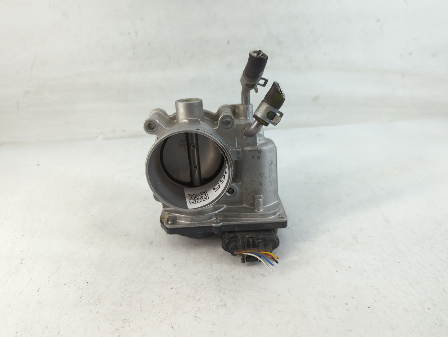 2011-2020 Hyundai Elantra Throttle Body P/N:35100-2E000 Fits Fits 2011 2012 2013 2014 2015 2016 2017 2018 2019 2020 2021 OEM