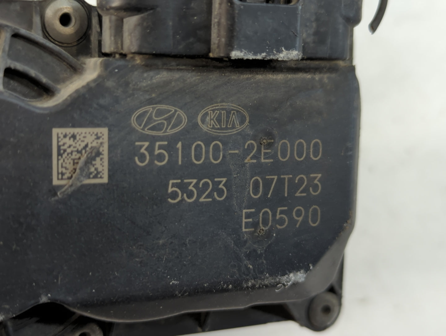 2011-2020 Hyundai Elantra Throttle Body P/N:35100-2E000 Fits Fits 2011 2012 2013 2014 2015 2016 2017 2018 2019 2020 2021 OEM