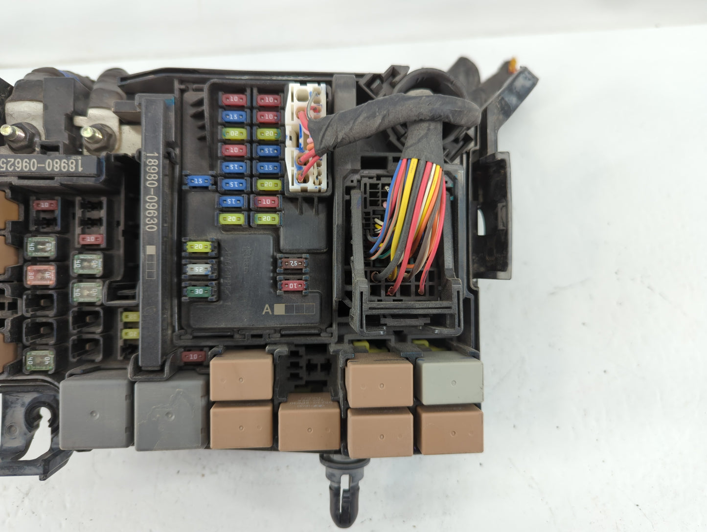 2017 Hyundai Elantra Fusebox Fuse Box Panel Relay Module P/N:91956-F2020 Fits OEM Used Auto Parts - Oemusedautoparts1.com