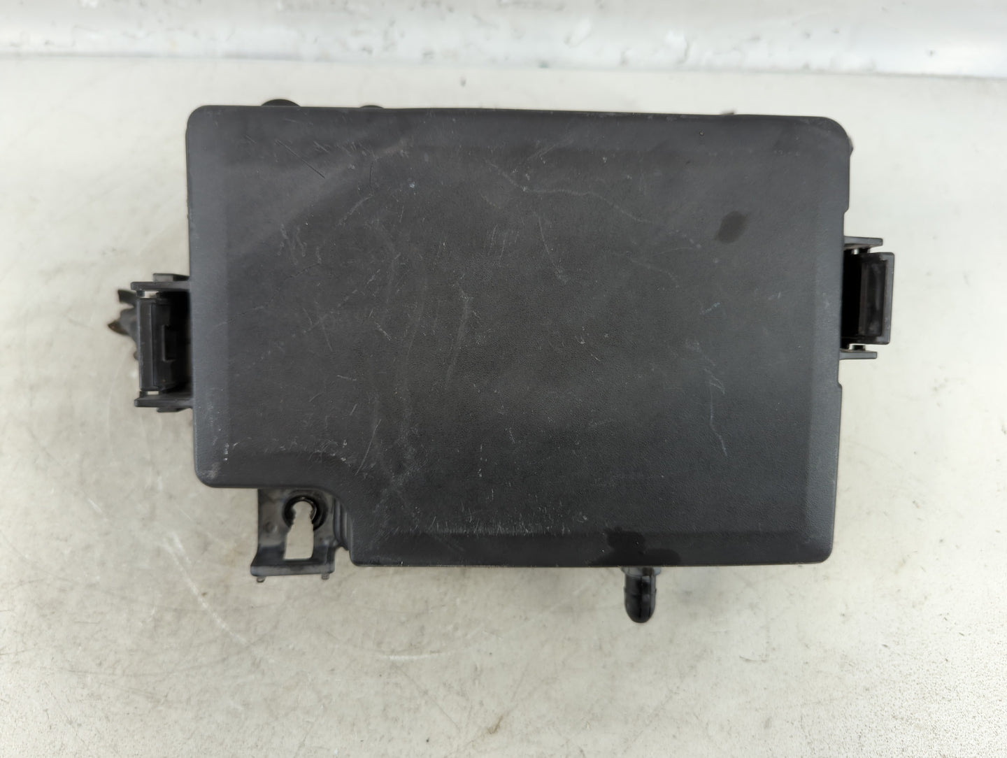 2017 Hyundai Elantra Fusebox Fuse Box Panel Relay Module P/N:91956-F2021 Fits OEM Used Auto Parts - Oemusedautoparts1.com