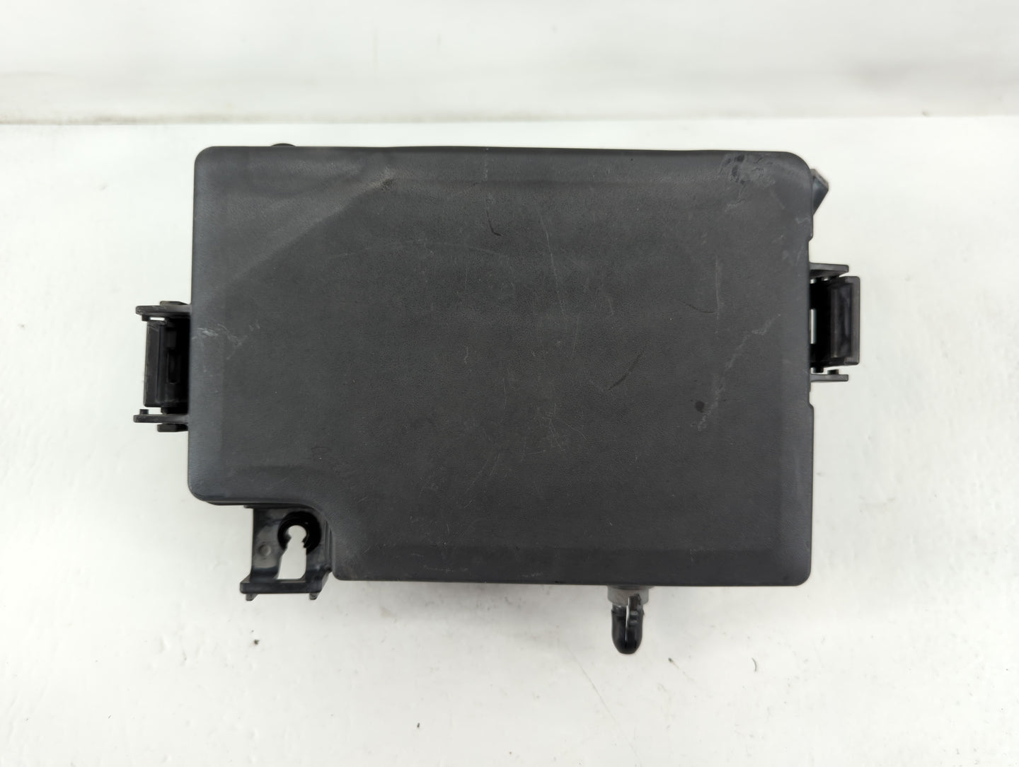 2017 Hyundai Elantra Fusebox Fuse Box Panel Relay Module P/N:91956-F2020 Fits OEM Used Auto Parts - Oemusedautoparts1.com