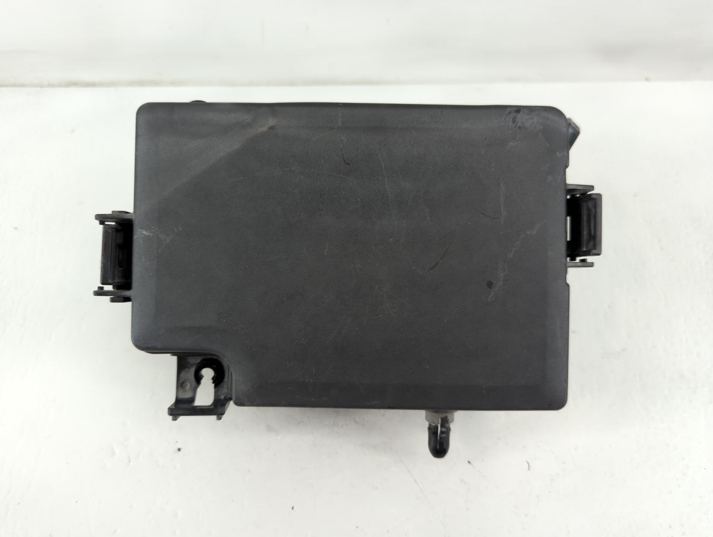 2017 Hyundai Elantra Fusebox Fuse Box Panel Relay Module P/N:91956-F2020 Fits OEM Used Auto Parts - Oemusedautoparts1.com